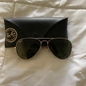 Ray Bans Aviator Sunglasses